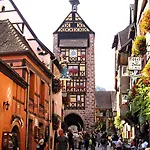 Le Clos Des Raisins 3*