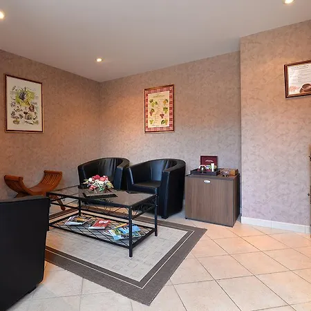 Le Clos Des Raisins Bed & Breakfast